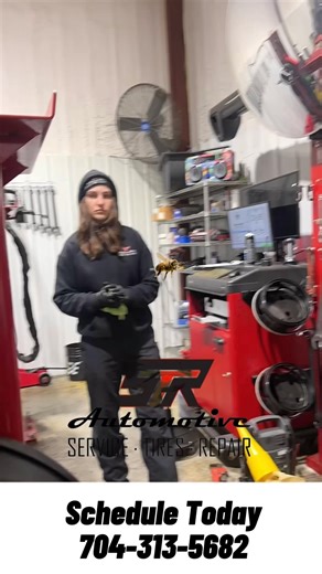 When the shop sounds like Flight of the Bumblebee u already know it’s been THAT kind of week at STR