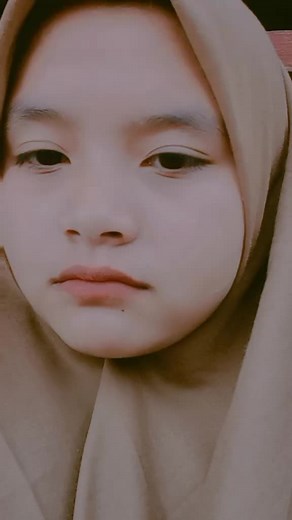 dewicinta198sela (@dewicinta1983)’s videos with DJ BERMAIN MUSIK DUBSTEP - ZeinFvnky