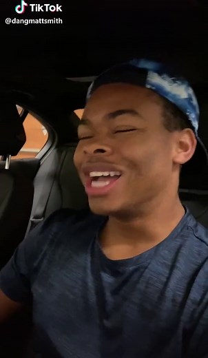 When the radio talks back..😳😂