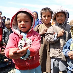 13M views · 171K reactions | When kids learn good hygiene practices early, they have the tools to protect themselves from viruses like #COVID19 far into the future. In Afghanistan, this little one shows her peers how to be handwashing pros! 識 | UNICEF USA | Facebook