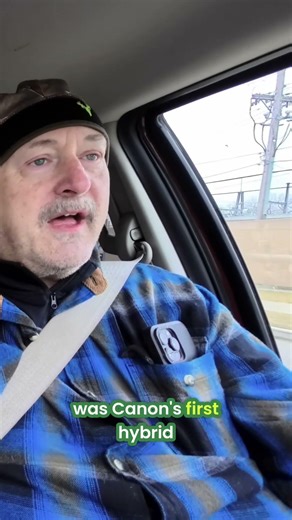 Canon's XC10 Hybrid Mirrorless Camera Photo Mode & Hot Shoe!