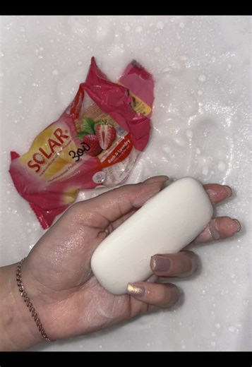 ASMR Savon à la fraise 🍓🫧🤤#asmr #asmrsoap #savon