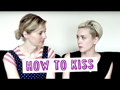 How to kiss with tongues
