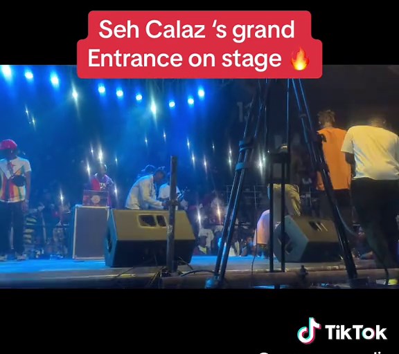 Seh Calaz's Grand Entrance on Stage