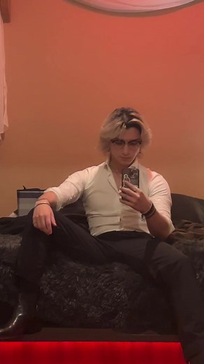 getting dinner w my mom