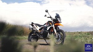 1.1K views |  "If you’re after an off-road adventure machine that’s pretty hardcore, then KTM’s new 890 Adventure R may just be the perfect tool for the job." Full review now live on Insidebikes  https://bit.ly/39MF6yC #KTM #890AdventureR #motorcycles | Carole Nash insidebikes | Facebook