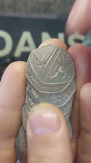 1 LUCKY BAG 50p Coin Hunt EP1291