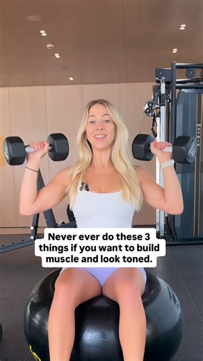 Comment “MASTERCLASS” below to get first access to my upcoming free masterclass “Look Like You Workout” — How to Take Your Results from Average to Incredible. I’ll be breaking down exactly how to train, eat, and think to finally create the strong, toned, confident body you’ve been chasing!! We go live on Thursday 20th November 18:00 UK time Let’s go 🔥 | Katie - Online Fitness Coach