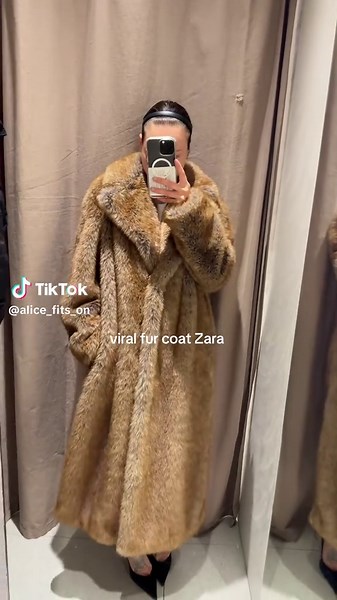 Zara Coat Try-On: Yes or No?