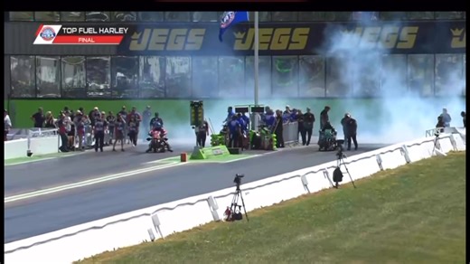 6.5K views · 70 reactions | A Top Fuel Harley run for $7,500 in the IHRA between Jay “The Bulldog” Turner and Tracy “Bad Apple” Kile! | CycleDrag | Facebook