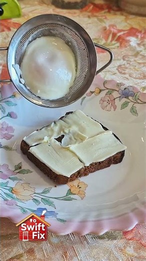 How to Steam the Perfect Runny Yolk Egg in Exactly 2 Minutes 🍳☁️ #kitchenhacks #howto