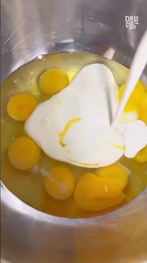 Leek Quiche with Cheese and Caramelized Onions | Delicious