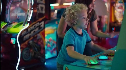 Chuck E. Cheese's TV Spot, 'Built for Fun'