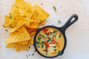 How to make a Mexican cheese fondue