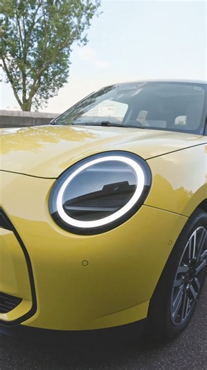 Bright, bold, and electrifying. ⚡ Imagine what it's like driving around in the new all-electric MINI Cooper in Sunny Side Yellow 💛 Ready for the spotlight? Discover more at bit.ly/NewMINIFamPH 🎥 IG user: @katarina_mandarina 🎥 IG user: @urosvisekruna #MINICooper #MINIElectric #TheNewMINIFamily #MINIPhilippines #BIGLOVE | MINI