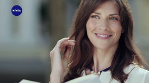176K views · 152 reactions | La nueva línea NIVEA Cellular Anti-Age llega para que tu piel refleje esa juventud que llevas por dentro, siempre. | NIVEA | Facebook