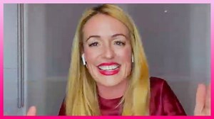 18K views · 366 reactions | If you're looking for a new bedtime story for the kiddos, Cat Deeley's got you covered! | The Kelly Clarkson Show | Facebook