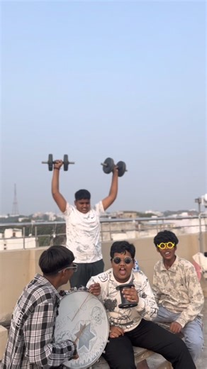 jr.jathiratnalu | bulider ki share chayindi.. #friends #bulider #instagood #explore #feed . share karo mi bulider ki | Instagram