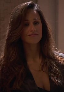 La única mujer (Doblado) S01:E01 - Capítulo 1