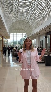 Suns out ☀️ Follow along as Emma selects her ultimate beach bag essentials. MECCA , Seafolly Australia, Readings, Sheridan Inspired? Discover 15 beach bag essentials for this summer via our website: https://chadstone-fashion.visitlink.me/-b96yK #Chadstone #SS25 | Chadstone.AU