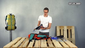 6.1K views · 17 reactions | Nichts geht über einen großen Schluck Wasser, um von einem Abenteuer ins nächste zu hüpfen.  Wie aber bringt ihr das Hydration-System an eurem Atrack am besten an? Das verrät euch unser PR Manager Peter Wöstmann. | ORTLIEB Outdoor Equipment | Facebook