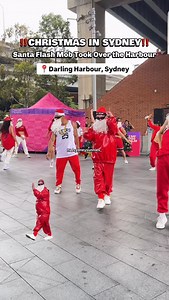 Iconic Santa flash mob in Sydney - who else saw it last week? 📍Darling Harbour (Sydney) (Christmas in Sydney, Darling Harbour Sydney, Christmas 2025, Sydney festival, sydney events, things to do in Sydney) #sydneysunnies_ | Sydneysunnies_