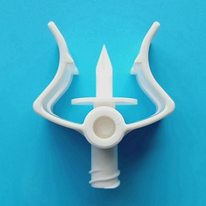 [Hot Item] Medical Chemotherapy Cancer Drug Dispensing Valve Vented Mini Spike, Chemical Treatment Dual Membrane Vial Needle Adapter