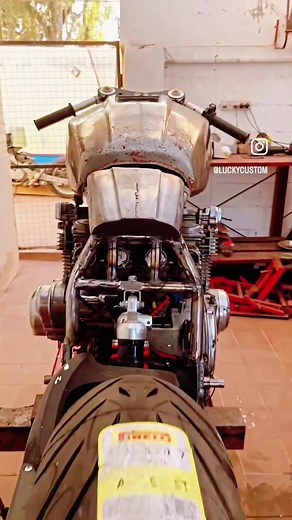 Handmade Cafe Racer Suzuki GSX 750 #caferacer #handmade #custom #chopper #suzuki #motorcycle #luckycustom