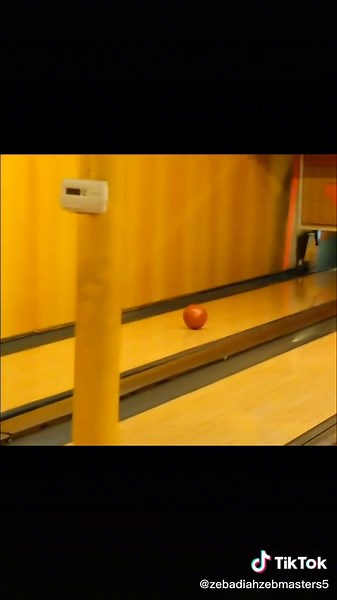 #bodycast #bodycasting #brokenbonesroblox #upperbodycast #upperbodyworkout #recoverytok #gesso #wantastorytime? #humorousvideos #humorousvideos #humorousbonez