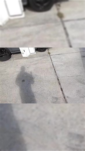 First burnout in the Mystery Machine! #cleetusmcfarland #mystery #mysterymachine #burnout