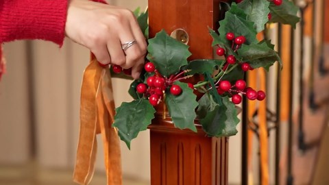 Janinka 6 Pcs Red Long Velvet Bows Christmas Ornaments 23.5x15.5 Inch Vintage Large Velvet Christmas Swag Staircase Wreath Tree Topper Bows Large Bow for Outdoor