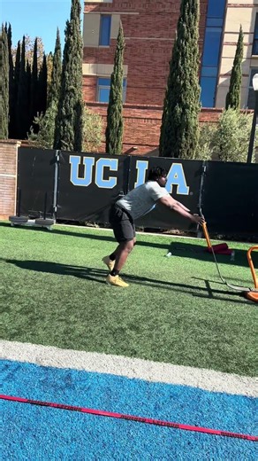Defensive Line Training | UCLA football #highschoolfootball #collegefootball