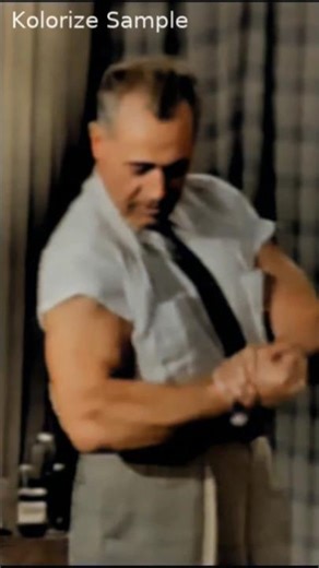 Charles Atlas Demonstrates Dynamic Tension