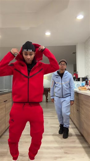 domo_danny (@domo_dannyy)’s videos with original sound - .