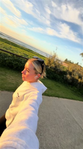 Slowing down and learning to love the little things in life 🫶🏼