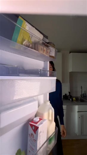 Josie Porter RD BSc MSc on Instagram: "AD | 7 day fibre challenge with Holland & Barrett 🧡 As a dietitian, this is how I’m doing a 7 day fibre challenge using Holland & Barrett’s new high fibre range - not fibremaxxing, but fibre optimising. Here’s the challenge: 1️⃣ Add high-fibre garnishes to more meals Nuts and seeds can be an easy way to add a little extra fibre. I’ve been using topper, which adds more fibre into my meal and goes with pretty much everything. You can also do this with a spri