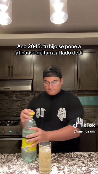 Afinando la guitarra: un viaje musical a través de los años