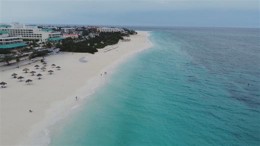 ¡Aruba! Acompáñanos a descubrir "la isla feliz", el gran paraíso del Caribe