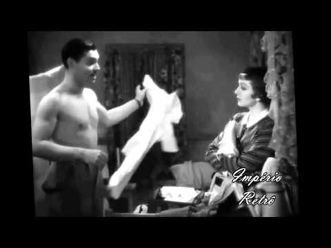 Clark Gable & Claudette Colbert in scene of "It Happened One Night" (1934)