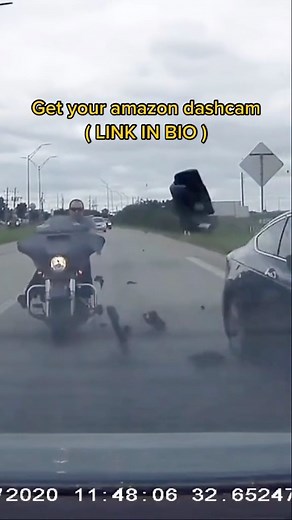 2.8M views · 10K reactions | #dashcam #jaywalk #fyp #cars #car #karma #instantkarma #dashcamcrash #insurance #crash #fail #carcrash #carcrash #fail #fyp #foryou | Crash Vehicle | Facebook