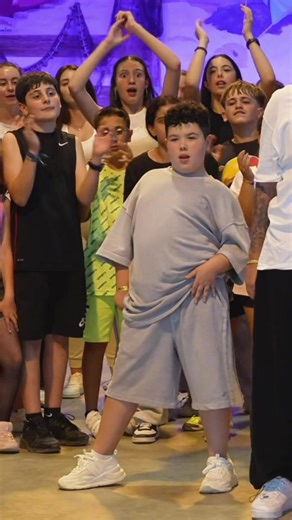 Alguien de España ?🇪🇸 nos vemos en febrero ✨😳 están volando los cupos 📍 Tour España 2026 🇪🇸🔥 • 17 Febrero · Valencia — @dancecentervlc • 21 Febrero · Asturias (Pola de Siero) — @escuelalaznecastano • 22 Febrero · Cantabria (Colindres) — @world_dance_colindres • 24 Febrero · Navarra (Pamplona) — @escueladanzaravel • 27 Febrero · Granada (Motril) — @heartbreakerdancestudio • 28 Febrero · Málaga (Nerja) — @dreamdancers.sj • 1 Marzo · Málaga — @grupodebaile_rocio_moreno @paulaalcaraz.dance • 