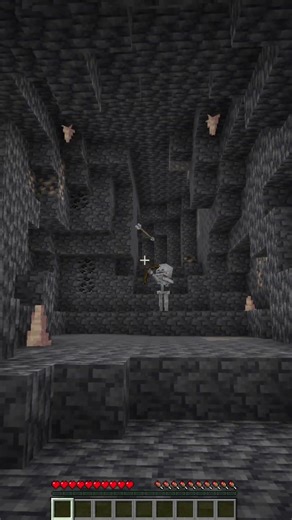 Java vs Bedrock Quién tiene el Esqueleto MAS Roto #shorts