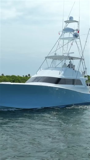 A lineup built for every kind of boater! From high-performance center consoles to custom sportfish and cruisers, our current listings offer a range of exceptional vessels — all maintained, equipped, and ready for their next owner. Explore our full inventory and find the perfect fit for your next adventure. 💻http://www.dhysales.com | DH Yacht Sales