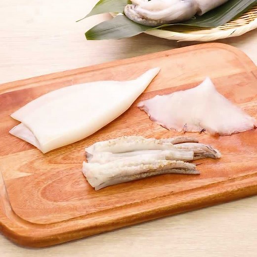 料理の基本！ イカのさばき方のレシピ動画・作り方 | デリッシュキッチン