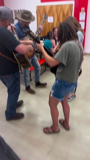 6.9K views · 395 reactions | #dreamteam #fiddlepractice #thearizonawildflowers | The Arizona Wildflowers | Facebook