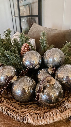 ✨DIY Mercury Glass Ornaments✨ This reel was a hit last year so I thought I would reshare. Get a jump start on your Christmas decor with this easy DIY. A fun craft for you and the kiddos too. Save for later! Instructions: See highlight bubble for supply links 2 sprays of paint color followed by 1/2 vinegar 1/2 water solution. Dry completely with the dryer in between each color. I used Looking glass first, followed by metallic gold, then dark copper. *use vinegar/water solution following each pain