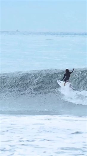 4.6K views | What’s your surf level? @⁨Rhys⁩ @⁨Ari G. (Kima Boss)⁩...