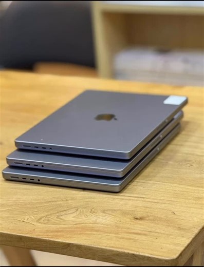 JAVA LAPTOPS on Instagram: "💻 2021 14Inch MacBook M1 Pro. 💻 8-Core CPU & 14–Core GPU With 16-Core Neural Engine. 💻 32GB RAM. 💻 512GB SSD Storage. 💻 14.2Inch (Diagonal) Liquid Retina XDR Display With 3024 by 1964 Native Resolution Pixels. 💻 Apple Backlit Magic Keyboard With TouchID. 💻 1080p FaceTime HD Camera. 💻 SDXC Card Slot | HDMI Port | MagSafe 3 Port | Three Thunderbolt 4 (USB-C) Ports. 💻 67W USB-C Power Adapter & USB-C to MagSafe 3 Cable. ✅ 3.7M UGX ✅ #javalaptops #macbookskampala