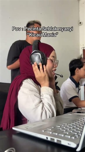 Ketika pecinta seblak nyanyi kicau mania 😂