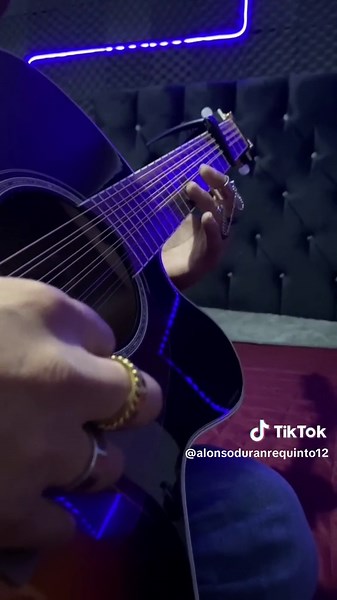 Lagunas 🎵🎶🎸🌌🌠🪐 #pesopluma💯 #jasielnuñez #lagunas #lagunaspesopluma #12string #requinto #12stringguitar #takamine #coverguitar #acusticguitar #Genesis #armonicos #fingerstyleguitarcover #foryou #pesopluma
